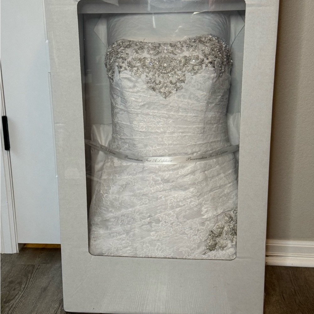 David's Bridal White and Silver Beaded Wedding Dress Accents
